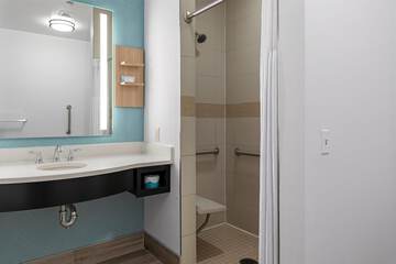 Bathroom shower