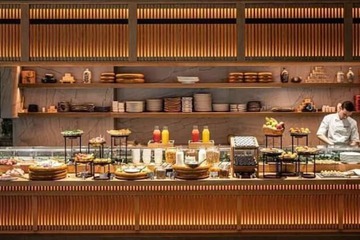 Breakfast buffet