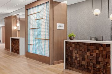 Hotel Interior 9 of 27