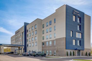 Hampton Inn & Suites Williamstown Ark Encounter Ky