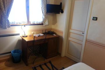 Photo 56