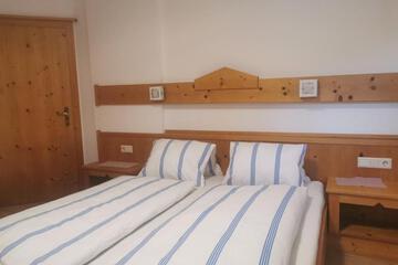 Photo 37