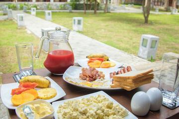 Breakfast meal