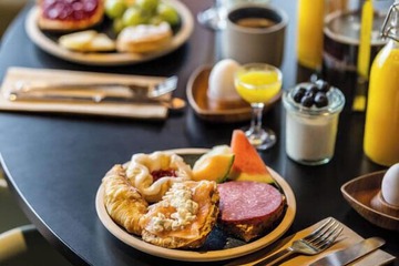 Breakfast meal