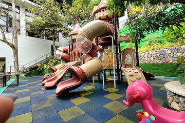 Children's play area - outdoor