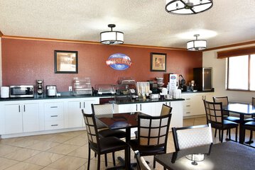 Breakfast/Coffee Service 32 of 36