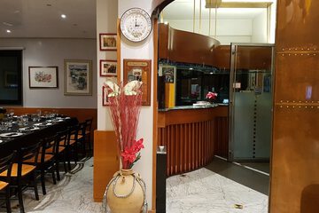 Reception hall