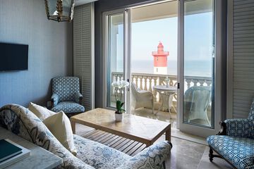 Beach/ocean view