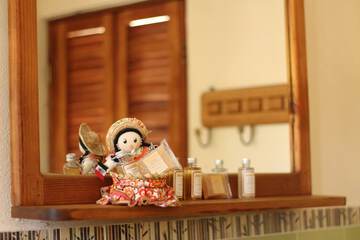 Bathroom amenities