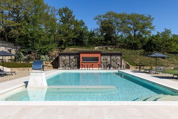 Poolside bar