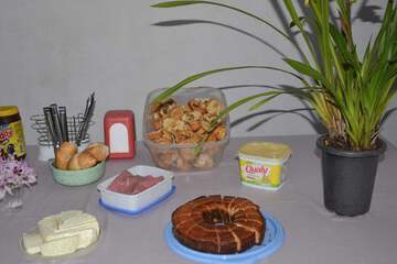 Breakfast meal