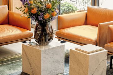 Concierge desk