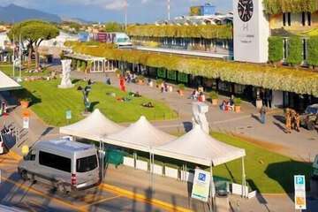 Airport shuttle