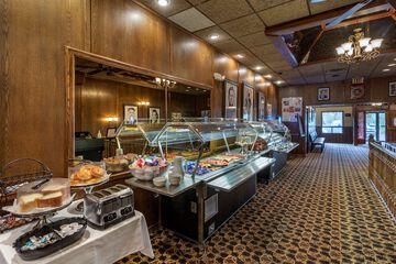 Breakfast/Coffee Service 23 of 30