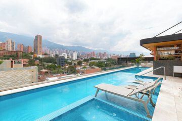 Rooftop pool
