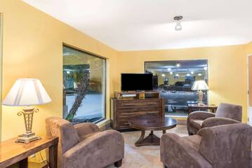 Hotel Interior 14 of 37