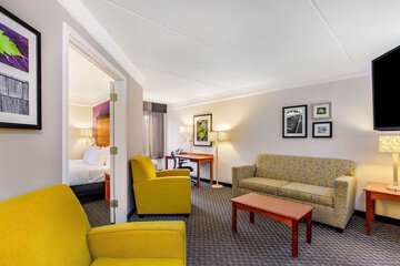 Room 18 of 30