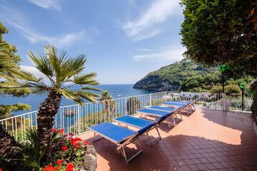 Sundeck