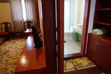 Room amenity