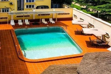 pool