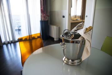 Room service - dining