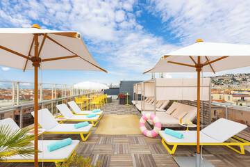 Rooftop pool