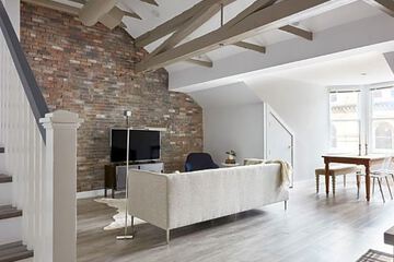 Hotel Interior 4 of 19