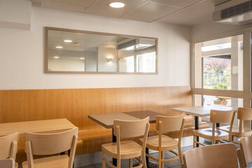 Breakfast area