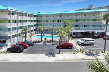 Pelican Pointe Clearwater Beach Hotel