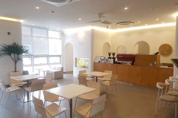Coffee shop