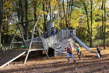 Children's play area - outdoor