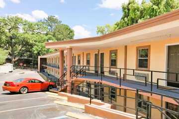 OYO Hotel Tallahassee Downtown