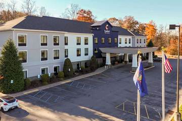 Hotel 4 of 60
