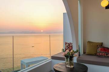 Beach/ocean view