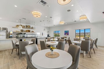 Breakfast/Coffee Service 52 of 60