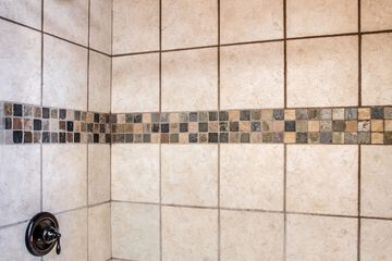 Jetted tub