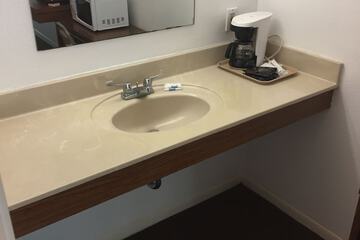 Bathroom sink