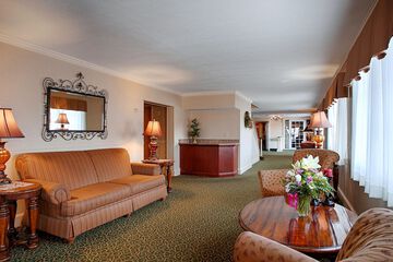 Hotel Interior 15 of 92