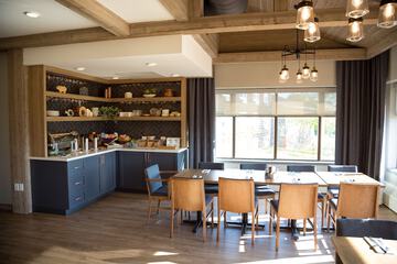 Breakfast area