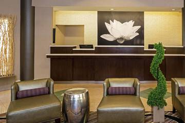 La Quinta Inn & Suites by Wyndham Houston West Park 10