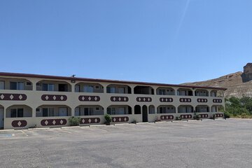 Western Inn