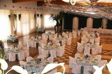 Indoor wedding