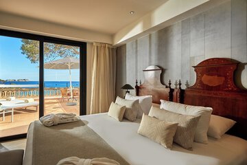 Beach/ocean view