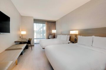 Room 18 of 53