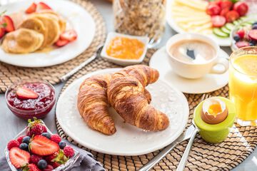 Breakfast meal