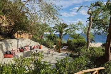 Beach/ocean view