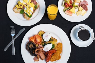 Breakfast meal