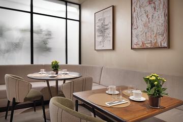 Breakfast area