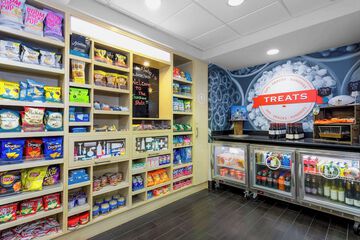 Snack bar