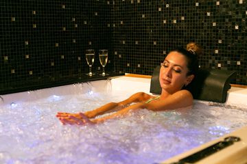 Private spa tub